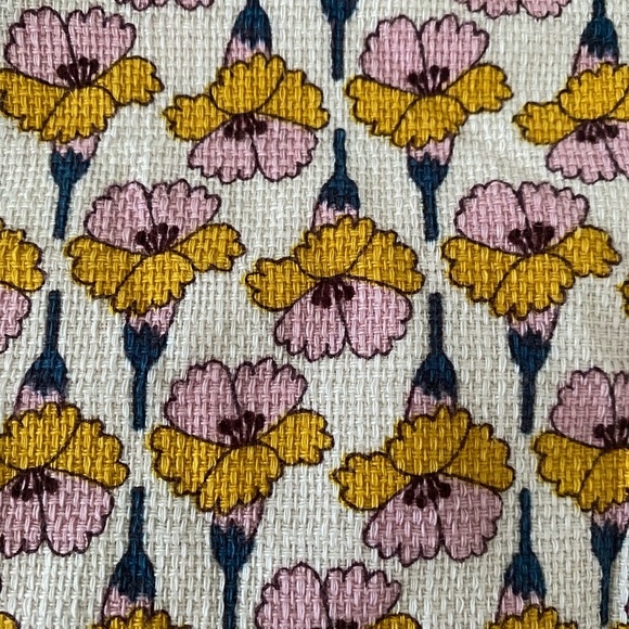 The cutest top! - Picture 2 of 6